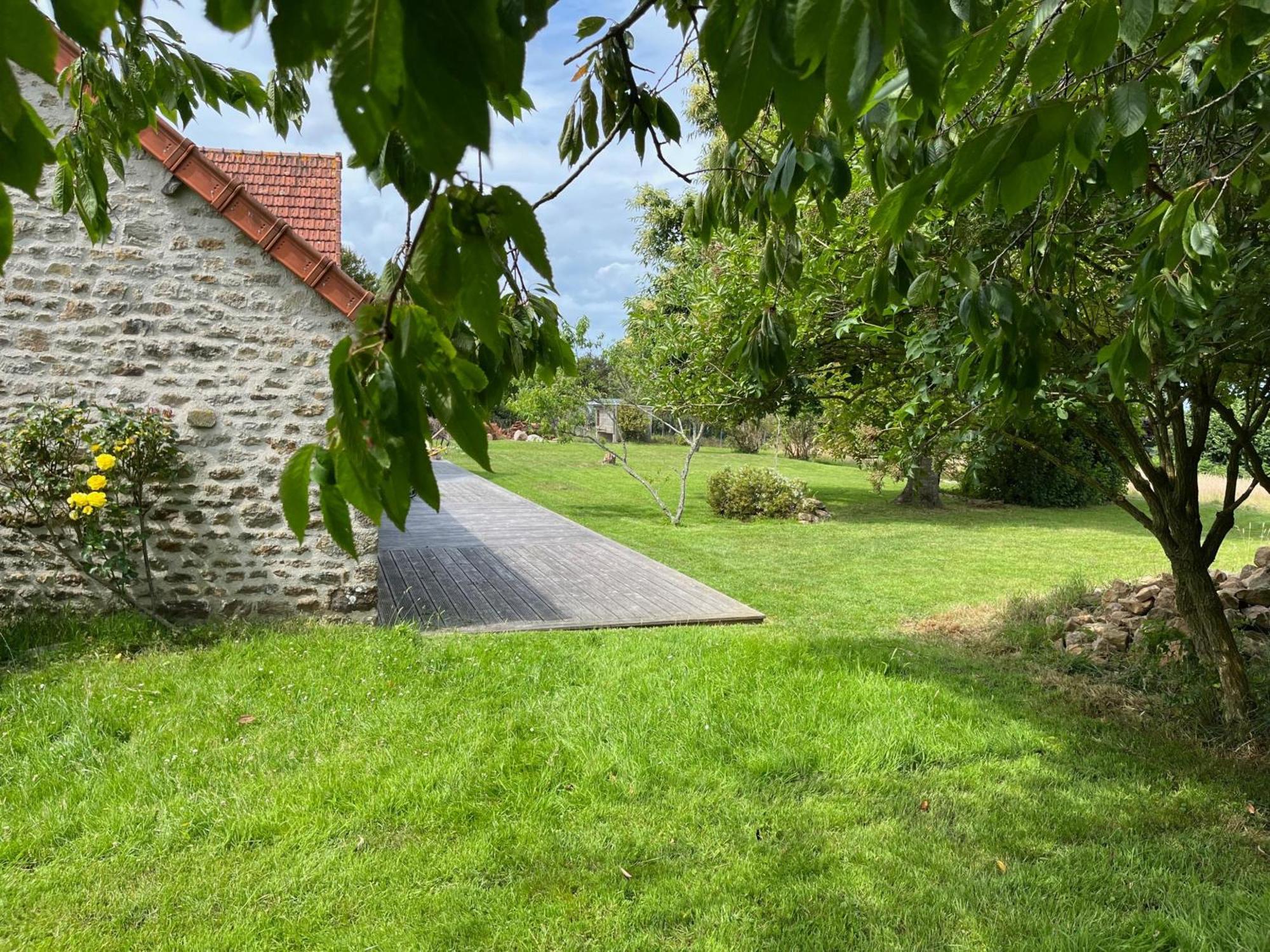 Bed and Breakfast Les Embreoles Clitourps Zewnętrze zdjęcie